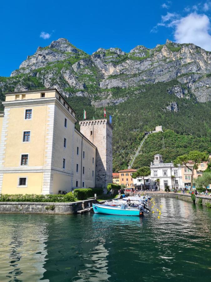 Le Peonie Daire Riva del Garda Dış mekan fotoğraf