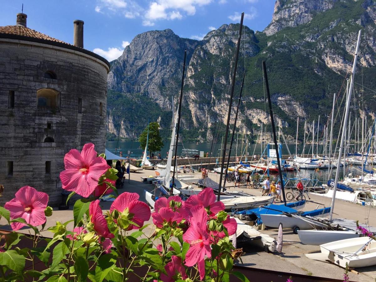 Le Peonie Daire Riva del Garda Dış mekan fotoğraf